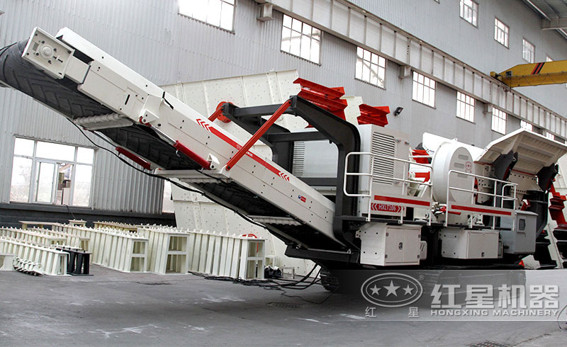 履帶式移動粹沙機 履帶式移動粹沙機