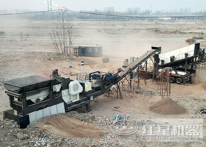 流動式建筑垃圾破碎機(jī)工作實拍 流動式建筑垃圾破碎機(jī)工作實拍