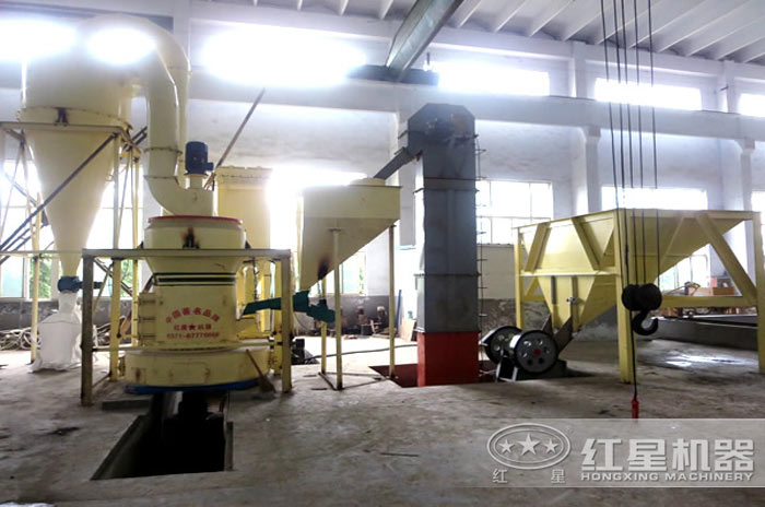 重晶石磨粉現場 重晶石磨粉現場