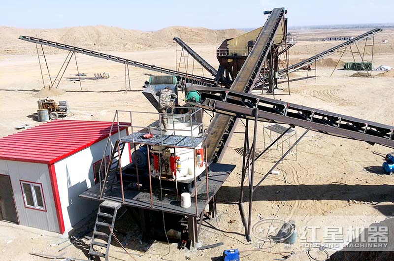 大型圓錐破碎機(jī)加工現(xiàn)場(chǎng) 大型圓錐破碎機(jī)加工現(xiàn)場(chǎng)