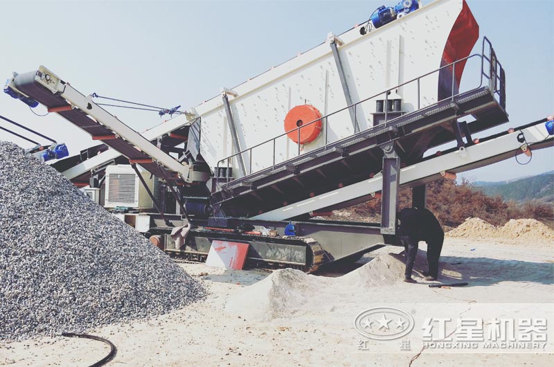 振動篩制造廠家就找河南紅星，固定式、移動式都有