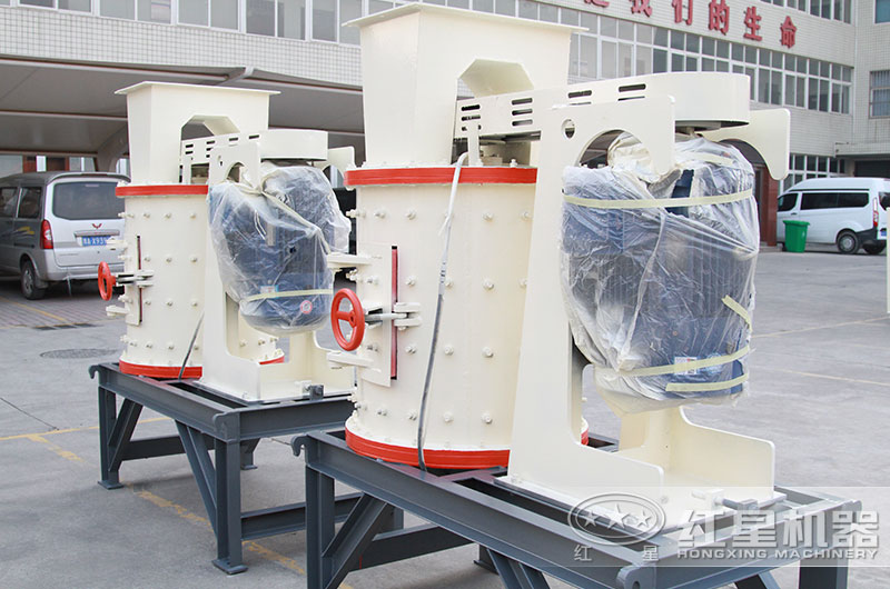 每小時(shí)10噸復(fù)合破碎機(jī)價(jià)格便宜，小型生產(chǎn)線必備