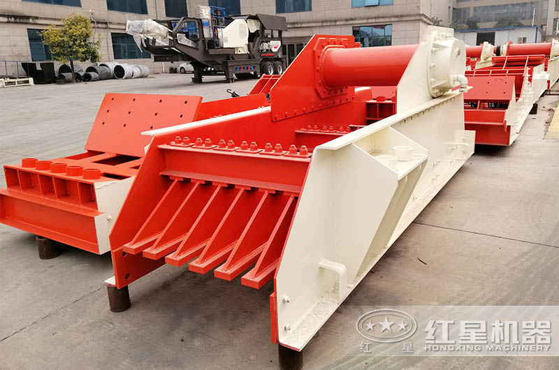 生產(chǎn)機制砂需要什么設(shè)備？哪種更高產(chǎn)？