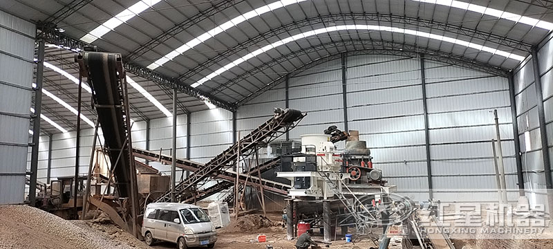 碎沙機(jī)設(shè)備多少錢一套，一天能生產(chǎn)多少？