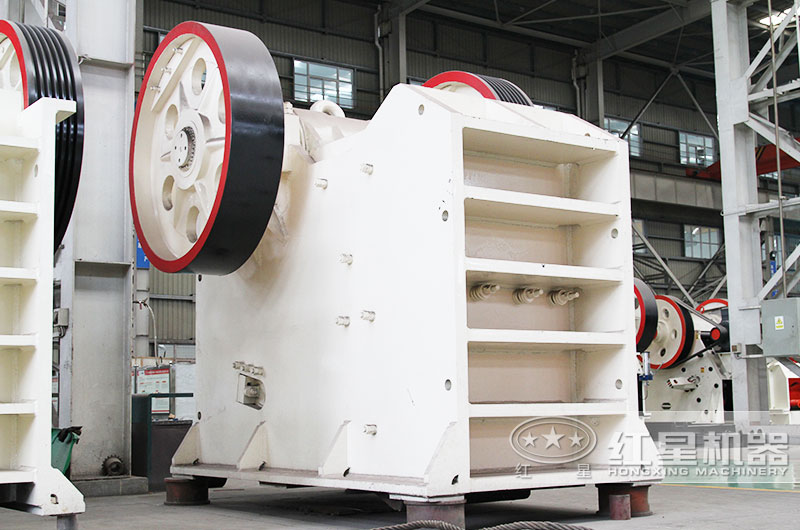 石頭破碎需要辦理什么手續(xù)？用什么破碎機？